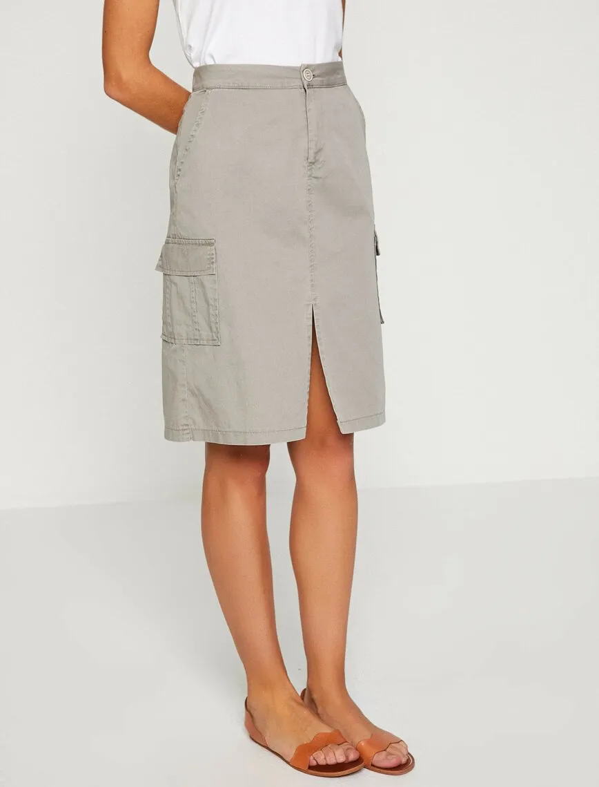 12180 Stone Slit Detailed Above Knee Skirt