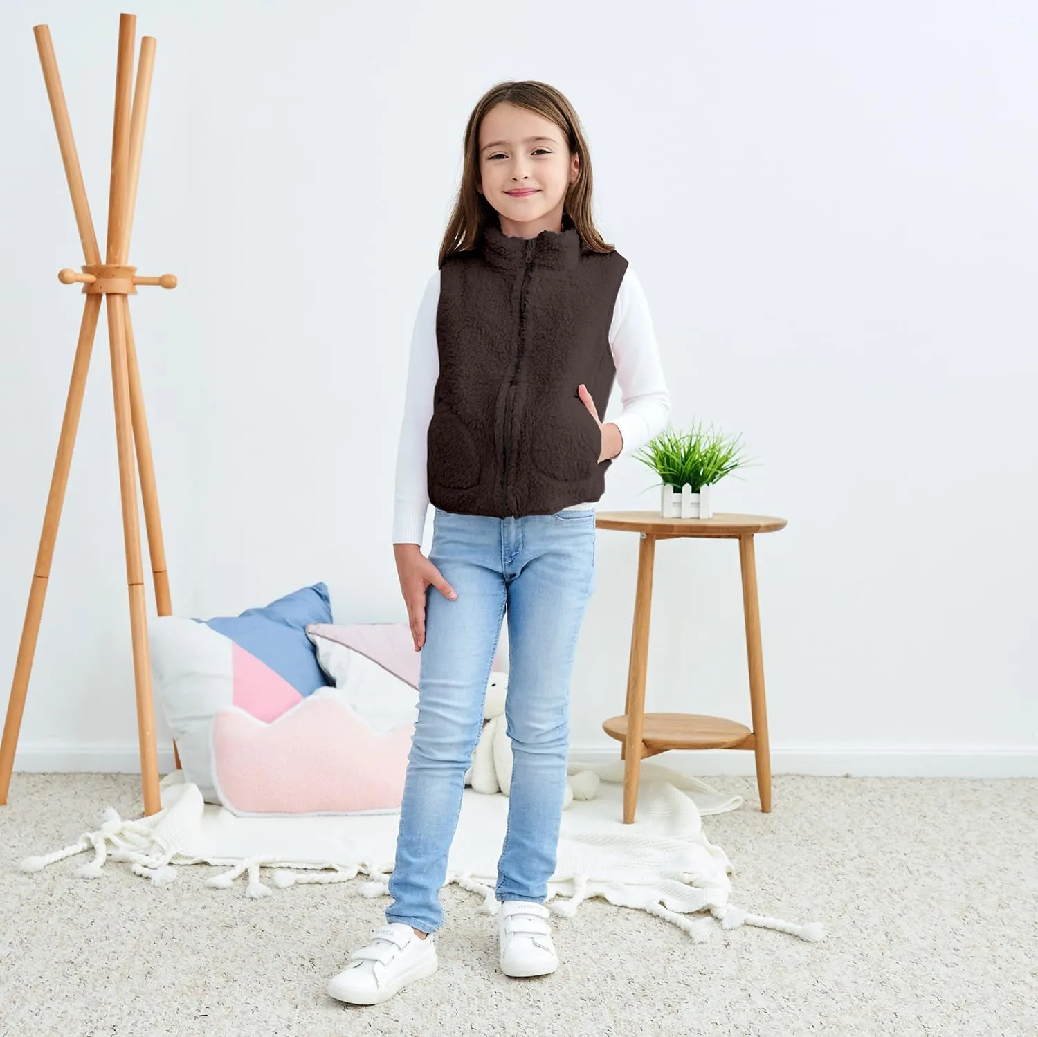 JESKIDS Girls' Boys Sherpa Fleece Vest Outwear Lightweight Solid Color Cute Jacket with Pockets 2-11 Years