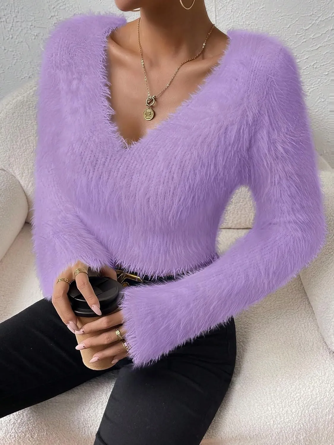 SweatyRocks Women's Fuzzy Fleece Long Sleeve V Neck Crop Sweater Casual Plain Slim Fit Warm Knitwear Sweater Tops